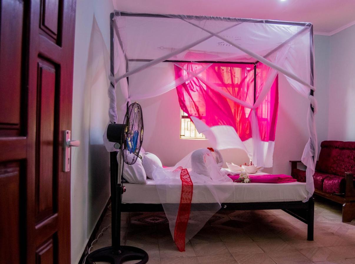 Kilimanjaro Summit Lodge Moshi Luaran gambar