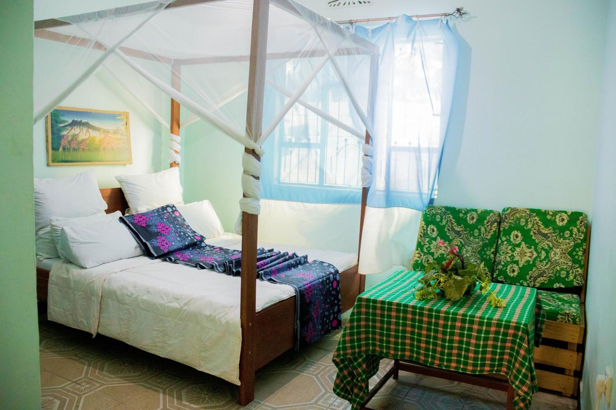 Kilimanjaro Summit Lodge Moshi Luaran gambar
