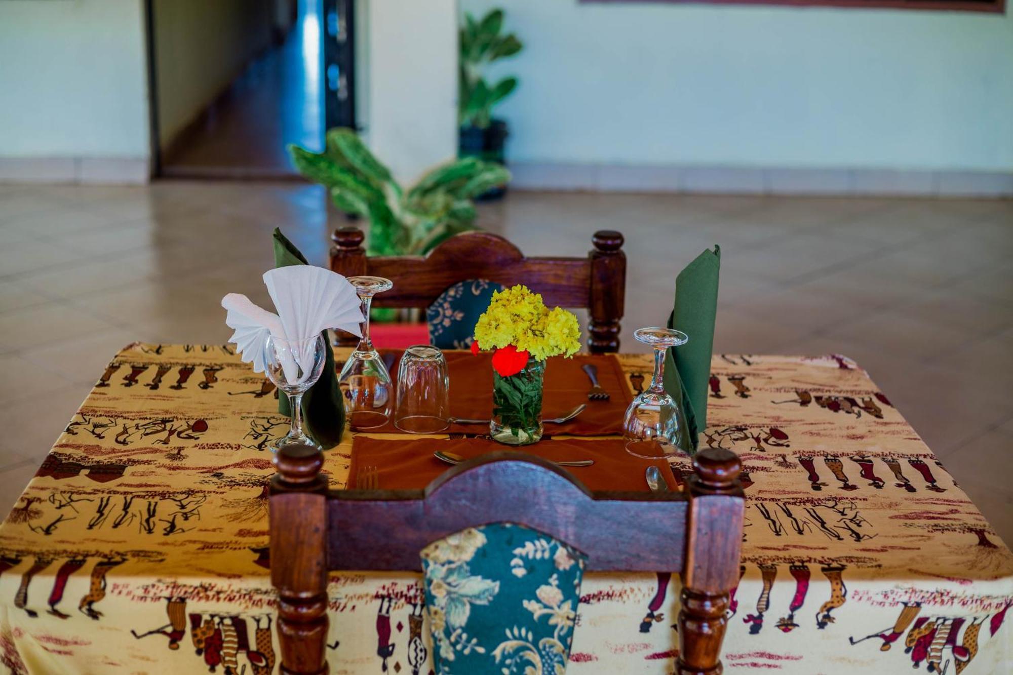Kilimanjaro Summit Lodge Moshi Luaran gambar